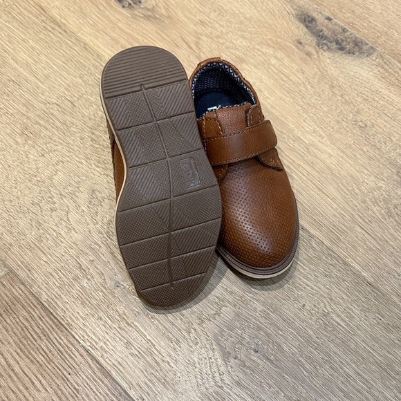 Elegant Brown Kids Dress Shoes with Strap - Picture 2 of 2